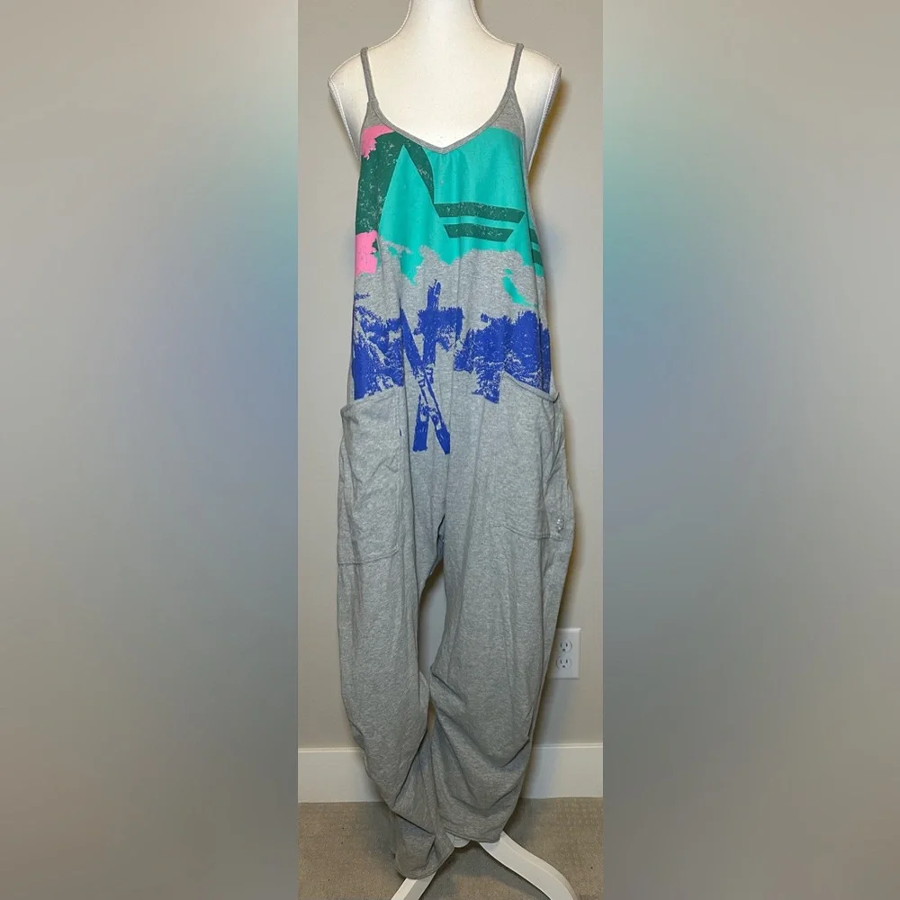 FP Movement Hot Shot Printed Onesie Small Gray Ski Graphic Jumpsuit Romper Comfy - Picture 2 of 10